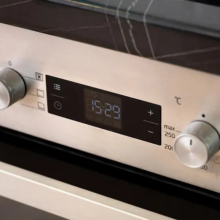 Dona Beach Perissa (Santorini)